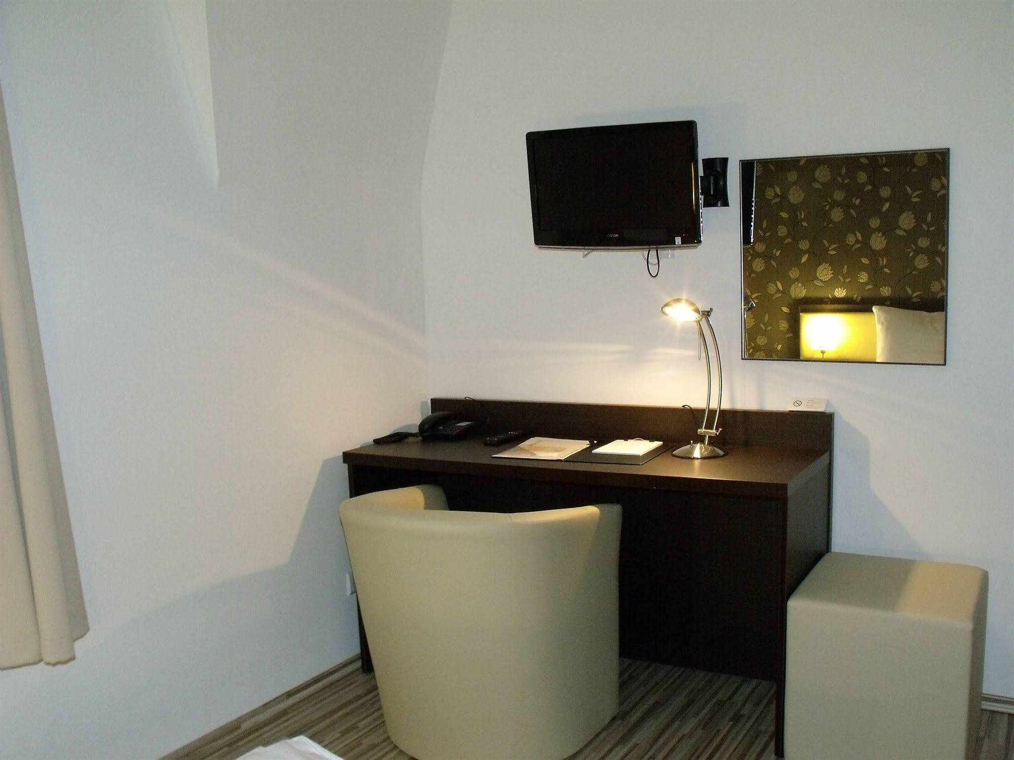 Cityhotel Ahlen Garni Екстер'єр фото