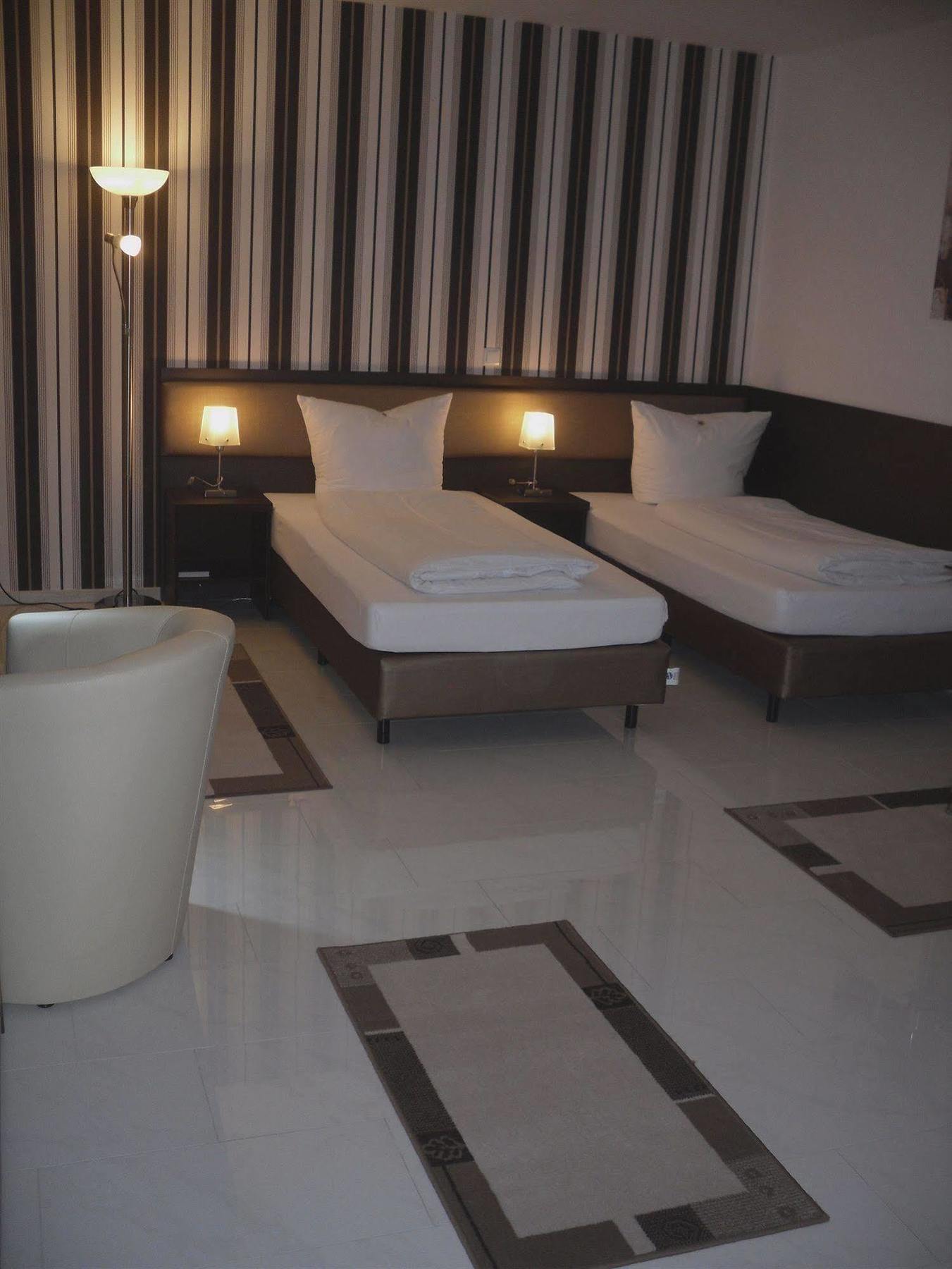 Cityhotel Ahlen Garni Екстер'єр фото