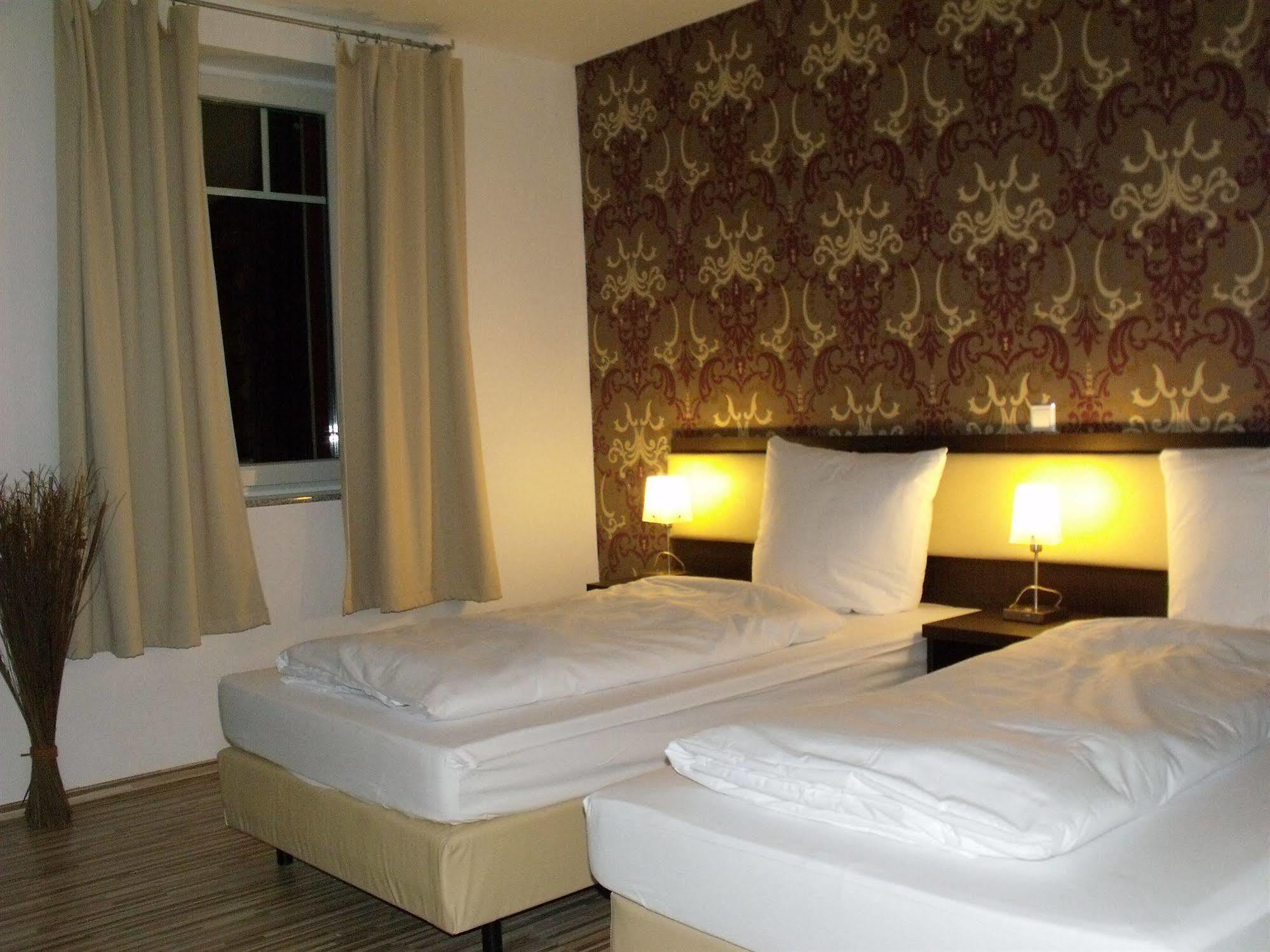 Cityhotel Ahlen Garni Екстер'єр фото
